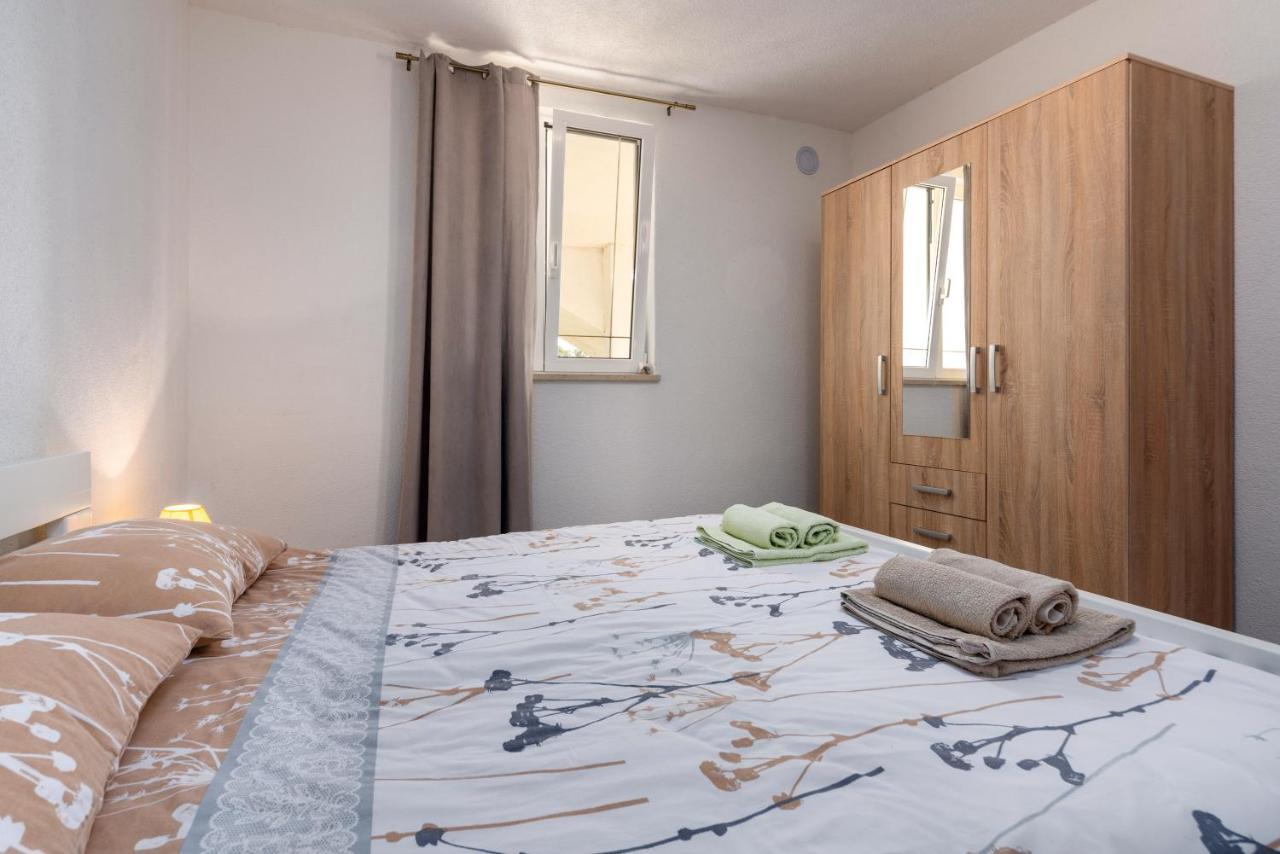 Apartments Oliva Poreč Eksteriør billede