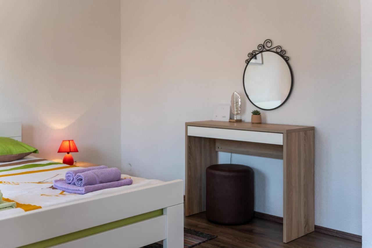 Apartments Oliva Poreč Eksteriør billede